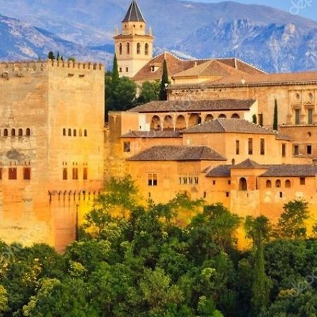 Апартаменты Granada Center House Near By Historical Heritage Экстерьер фото